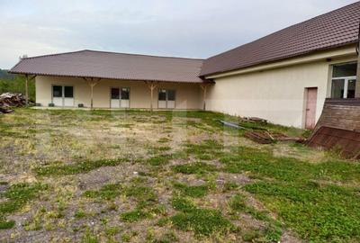 Spatiu comercial, de vanzare, 425 mp, zona Voinesti Spatiu comercial, de vanzare, 425 mp, zona Voinesti - 2