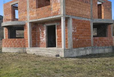 Casă cu Canalizare în Gătejești - 5