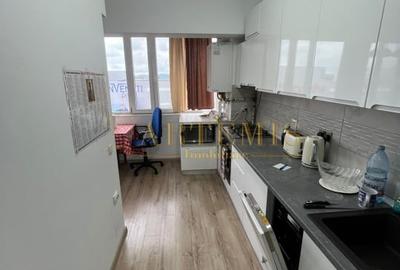 Apartament de 2 camere, decomandat, 60 mp., zona Decebal - 1