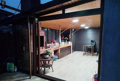 Casă individuală cu 5 camere cu Canalizare în Km 5 - 7