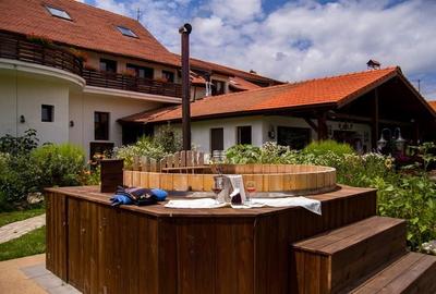 Tur LIVE! O emblema a turismului in Sanpetru, Hotel Bielmann - 36