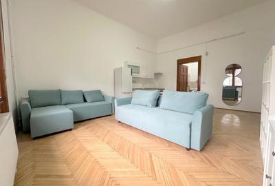 Apartament spațios 4 camere,  zonă Ultracentrală - 2