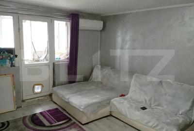 Apartament cu 2 camere semidecomandat în Micro 4 - 1