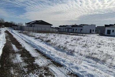 Teren de 2072 mp, în Domnești - 4