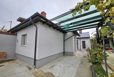 Închiriez casă la curte , ideal pentru amenajare  birou - 3