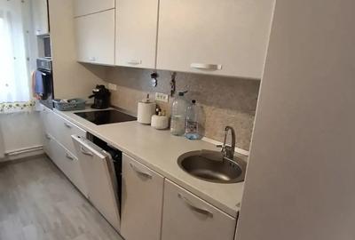 PROPRIETAR, vand apartament in Lunca cu 3 camere la et. 4 - 3
