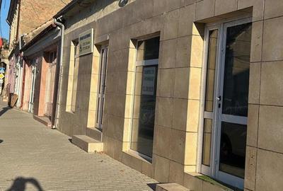 Spatiu comercial 150 m2 , ultracentral de inchiriat - 2