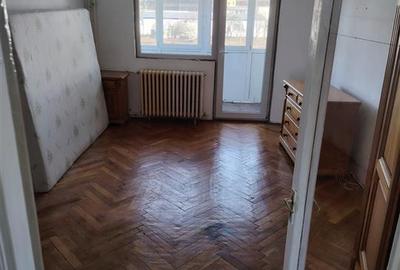 Garsonieră decomandată în Valenta - 4