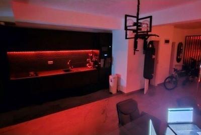 Apartament cu 3 camere în Central - 1