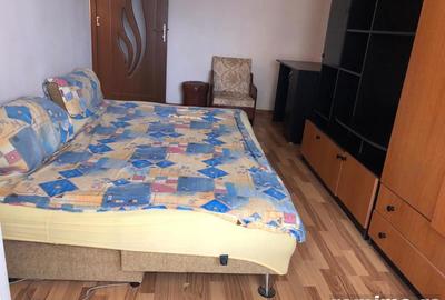 Vanzare Garsoniera CF 1 (Ap 1 camera), Micalaca Zona 300 IN Spate La Gemi Center, 37 MP ! Et 3 Vanzare Garsoniera CF 1 (Ap 1 camera), Micalaca Zona 300 IN Spate La Gemi Center, 37 MP ! Et 3 - 4