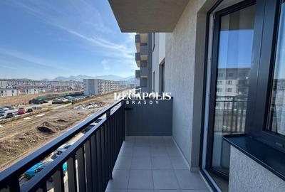 Apartament cu 3 camere decomandat în Tractorul - 16