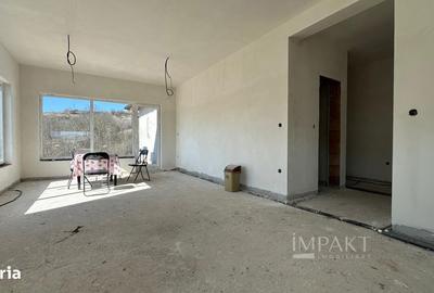 Casă cu 4 camere cu Teren 2977 Mp în Baciu - 9