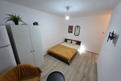 B-ul Unirii, rond Alba Iulia, pe Moise Nicoara, bloc 4 etaje, - 3