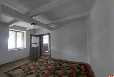 Casă cu 4 camere cu Teren 400 Mp în Vinga