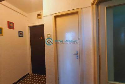 Royal Imobiliare - Vanzare apartament 2 camere, zona Nord - 11