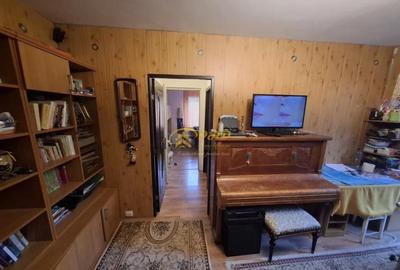 Apartament 3 camere decomandate - Podul de Piatra - 6