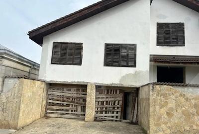 Casă cu 7 camere cu Teren 900 Mp în Dorohoi - 13