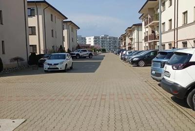Apartament cu 2 camere semidecomandat în Bucium