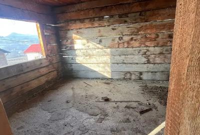 Casă cu 6 camere cu Teren 540 Mp în Săcel - 3