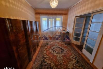 Casă cu 3 camere cu Teren 432 Mp în Central - 9