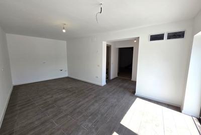 Duplex cu 4 camere cu Canalizare în Chitila - 8