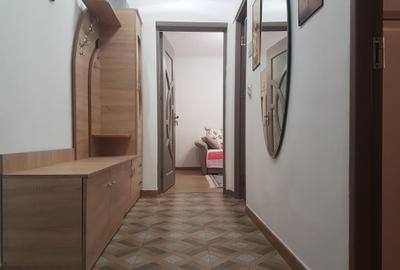 Apartament doua camere, decomandat, mobilat si utilat, sudic, liber, Piata Sud - 5