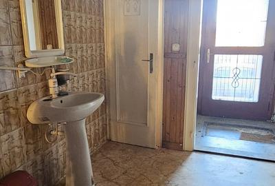 Birou, de 40 mp, în Central - 8