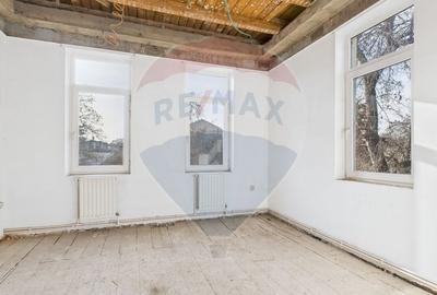 Casă individuală cu 15 camere cu Teren 263 Mp în Ștefan cel Mare - 7