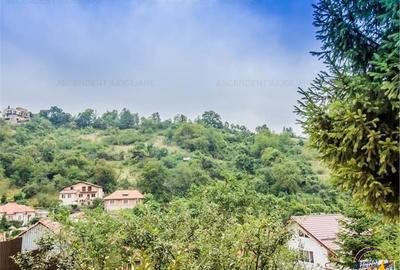 Distinsa rezidenta cu:garaje,SPA,lift privat, areal Centru.