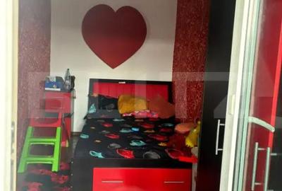 Apartament cu 2 camere semidecomandat în Micro 6