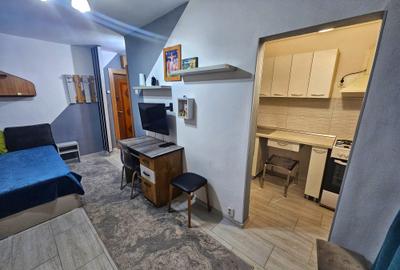 Garsonieră semidecomandată, mobilată în Democrației - 1