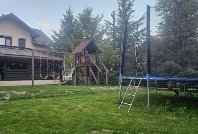 Casă cu 4 camere în Central - 1