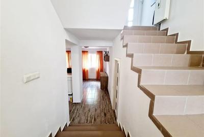 Casă individuală cu 4 camere cu Canalizare în Central - 23