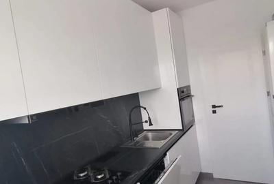 Apartament cu 3 camere decomandat în Central - 3