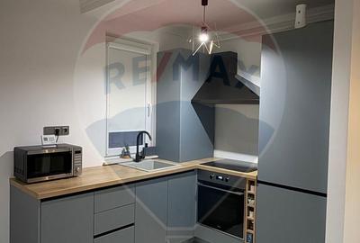 Apartament cu 2 camere, mobilat în Central - 3