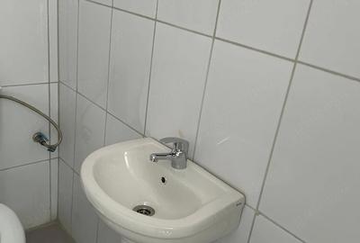 Spațiu comercial, de 51 mp, în Barcea - 2