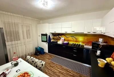 Casă cu 4 camere în Albești