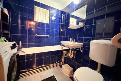 APARTAMENT 4 CAMERE DE VANZARE - 200 M METROU APARATORII PATRIEI - 15