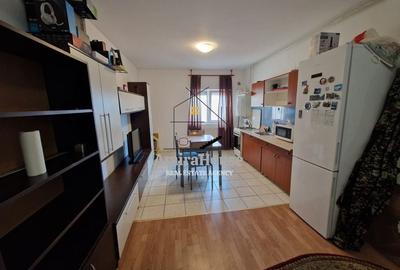 Apartament 3 camere de inchiriat, str Calea Turzii - 2