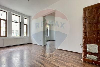 Spatiu de birouri, 3 incaperi, 69 mp, Palatul Blau Ullmann - 1