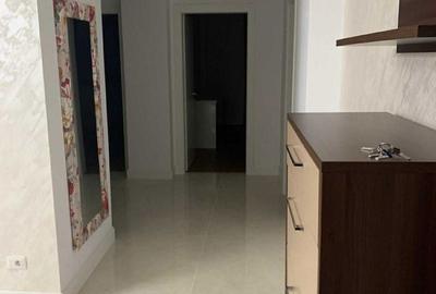 Apartament cu 3 camere în Central - 3