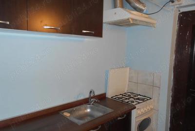 Inchiriere Camera de Camin etajul 4 din 4, suprafata 20 mp., mobilata si utilata, str. Celulozei - 12