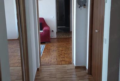Apartament cu 3 camere nedecomandat în Central - 1