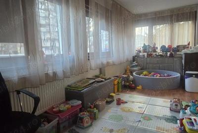 Apartament cu 3 camere decomandat în Bălcescu - 2