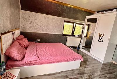 Casă cu 4 camere cu Canalizare în Central - 17