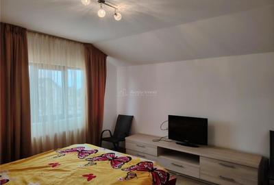 Casă cu 7 camere cu Teren 500 Mp în Păulești - 4