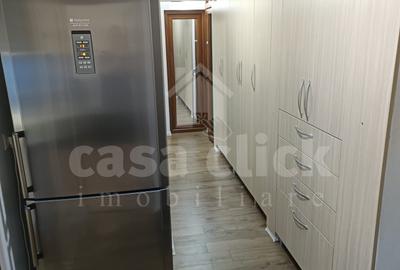 Apartament cu 3 camere decomandat, mobilat în Micro 16 - 2