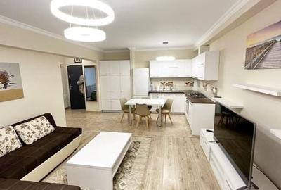 Apartament cu 3 camere semidecomandat, mobilat în Bună Ziua
