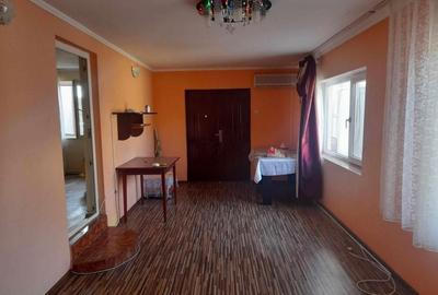 Casă cu 4 camere cu Teren 100 Mp în Năvodari Tabără - 1