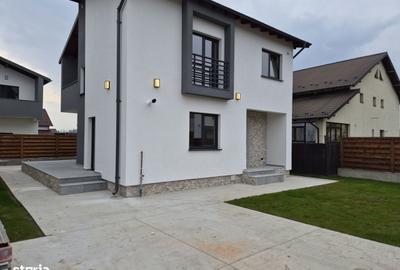 Casă cu 4 camere cu Teren 300 Mp în Ștefănești - 12